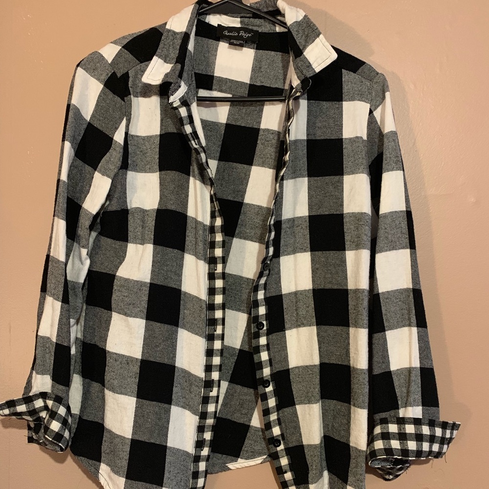 Black and White Plaid button up